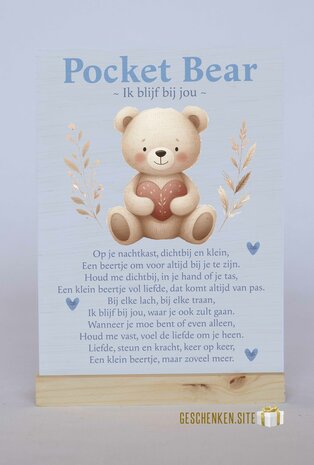 Ik blijf bij jou - Pocket Bear | Houten Kaart & Beertje 🧸💛