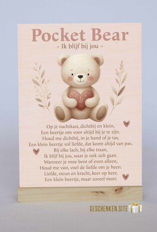 Ik blijf bij jou - Pocket Bear | Houten Kaart & Beertje 🧸💛